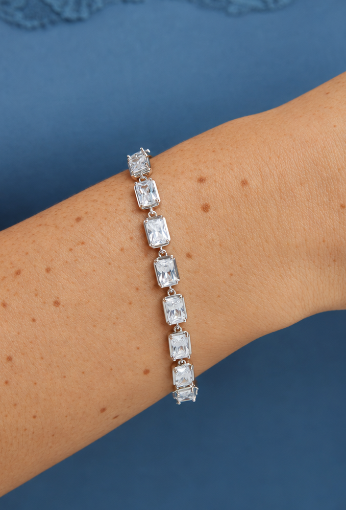 ANYWHERE BRACELET